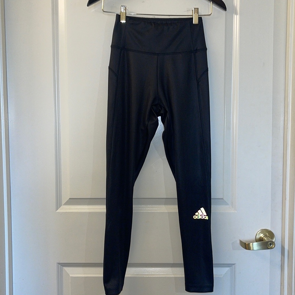Adidas leggings